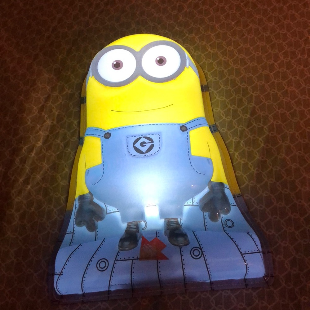 Despicable Me minion LED night light